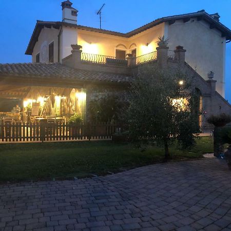 Casa In Campagna A Due Passi Dal Mare Пиза Экстерьер фото